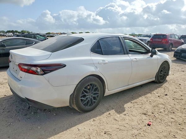 2022 TOYOTA CAMRY LE — PSRA