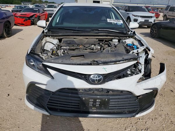 2022 TOYOTA CAMRY LE — DIRF