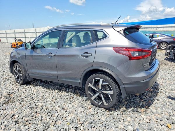 2022 NISSAN ROGUE SPORT SL