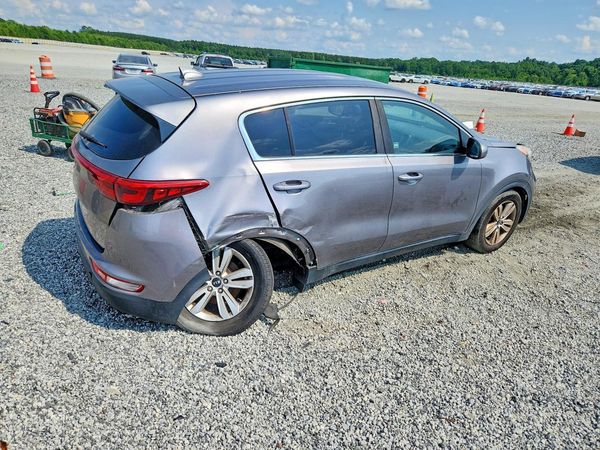 2017 KIA SPORTAGE LX