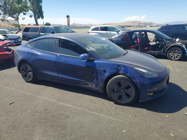 2021 TESLA MODEL 3