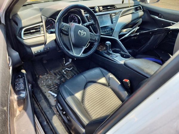 2018 TOYOTA CAMRY