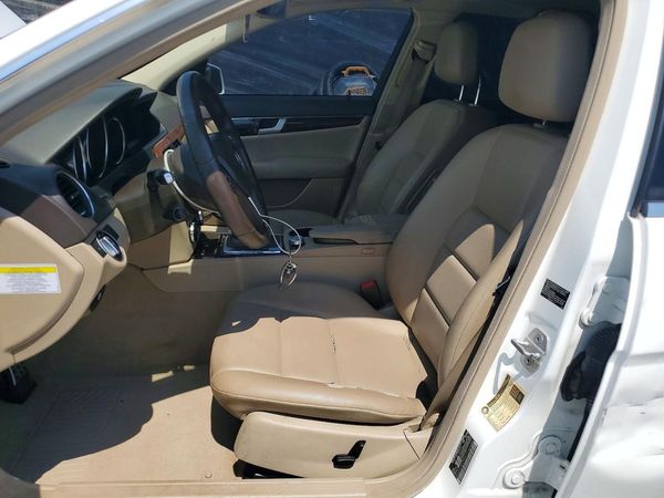 2013 MERCEDES-BENZ C C250
