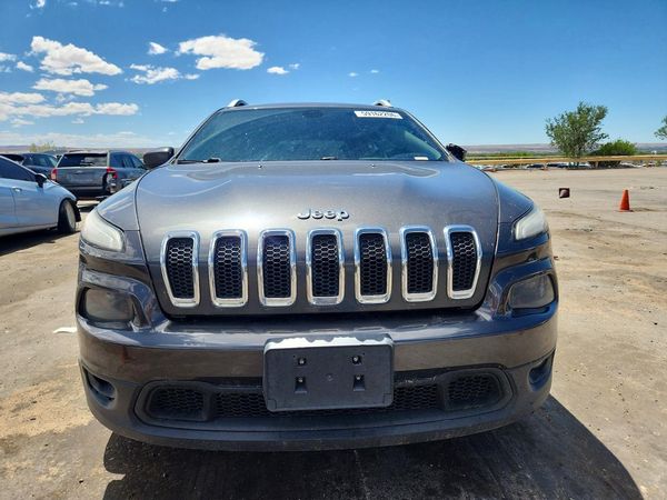 2015 JEEP CHEROKEE LATITUDE 4X4
