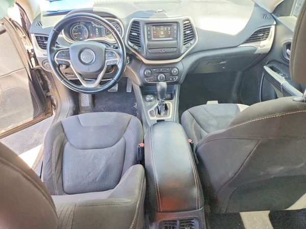 2015 JEEP CHEROKEE LATITUDE 4X4