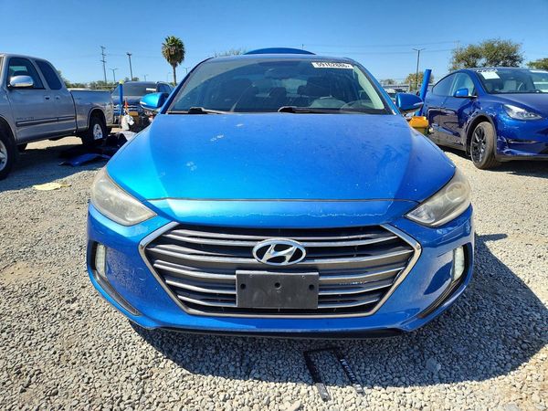 2017 HYUNDAI ELANTRA