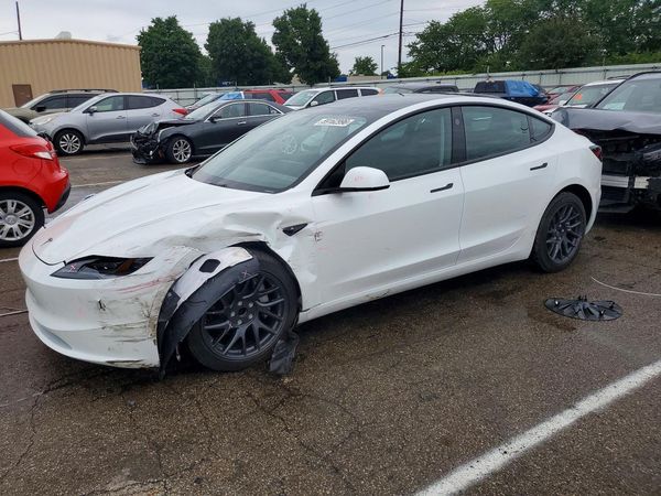 2026 TESLA MODEL 3