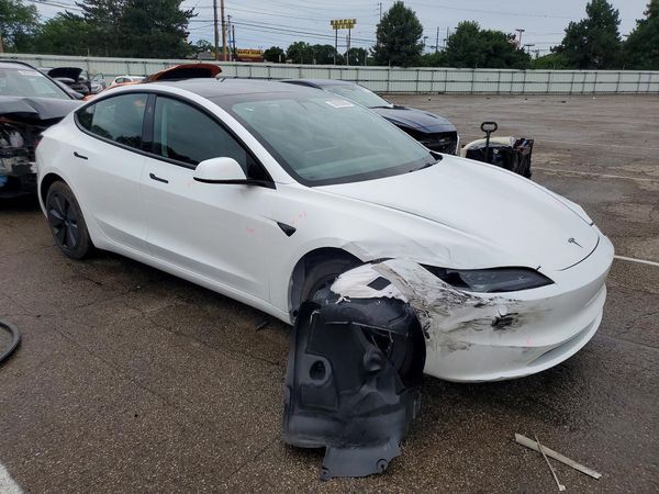 2026 TESLA MODEL 3