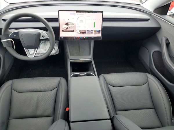 2026 TESLA MODEL 3