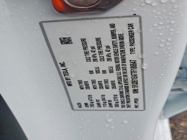 2026 TESLA MODEL 3