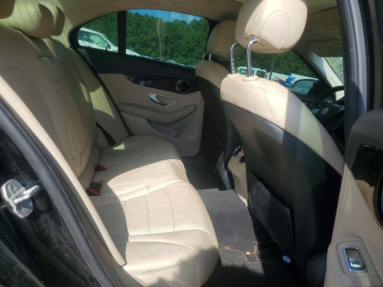 2016 MERCEDES-BENZ C C300