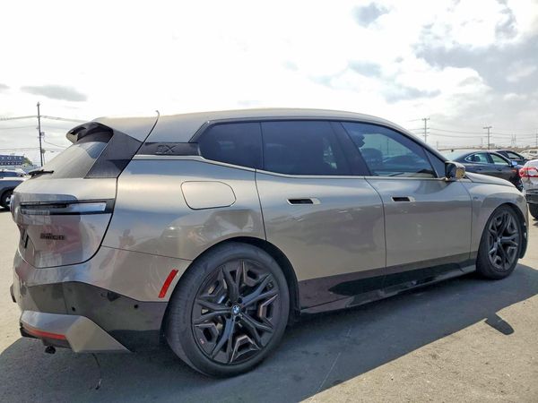 2023 BMW IX xDrive M60