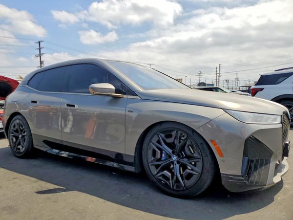 2023 BMW IX xDrive M60