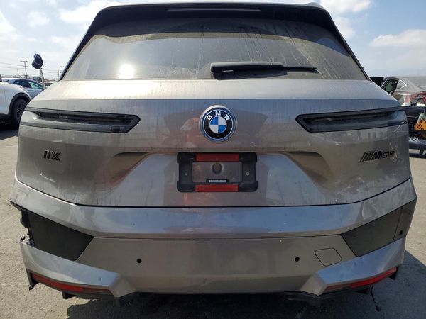 2023 BMW IX xDrive M60