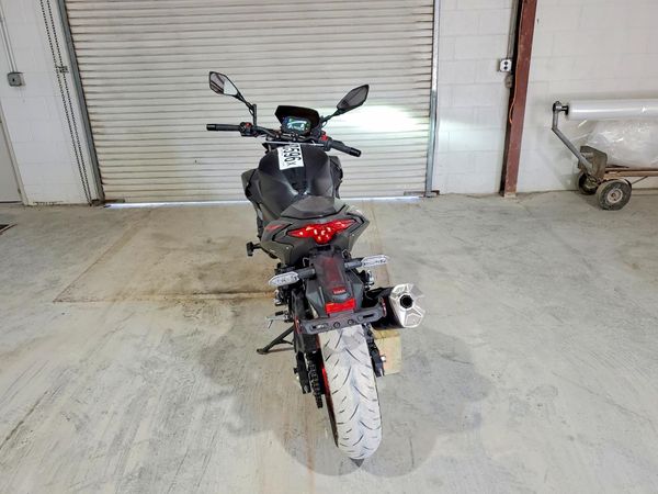2025 KAWASAKI ER500