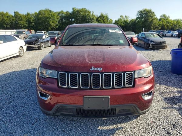 2017 JEEP GRAND CHEROKEE LAREDO 4X2