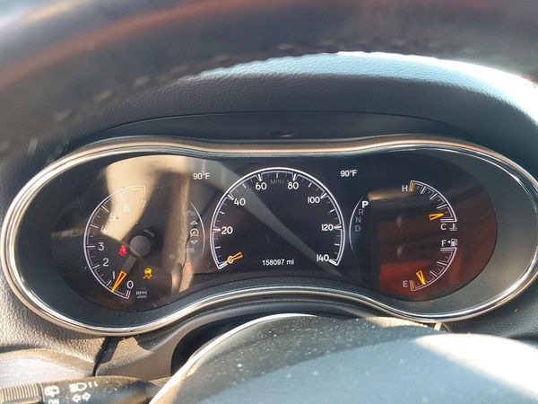 2017 JEEP GRAND CHEROKEE LAREDO 4X2