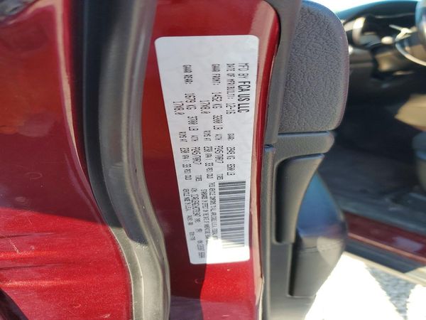 2017 JEEP GRAND CHEROKEE LAREDO 4X2