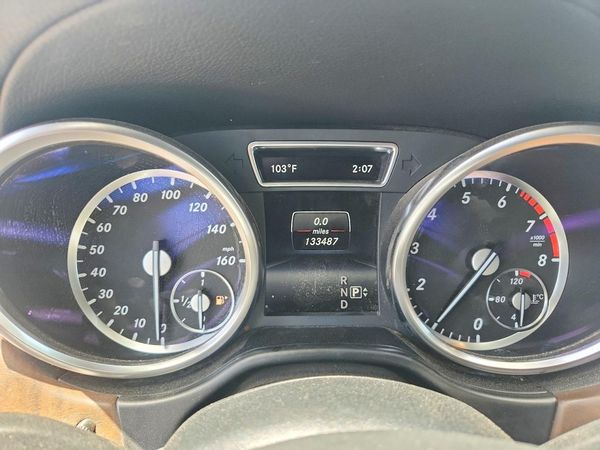 2015 MERCEDES-BENZ GL GL550 4MATIC