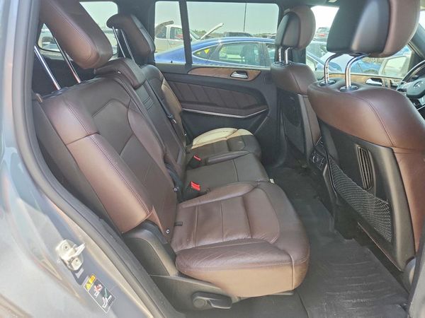 2015 MERCEDES-BENZ GL GL550 4MATIC