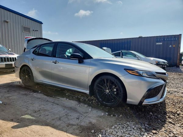 2023 TOYOTA CAMRY