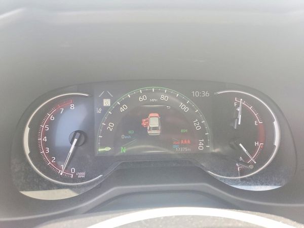 2024 TOYOTA RAV4 XLE