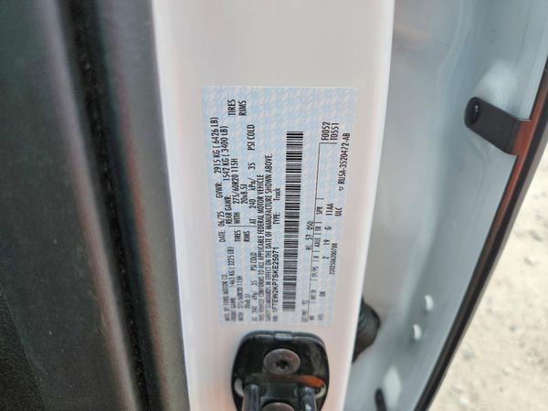 2025 FORD F150 STX