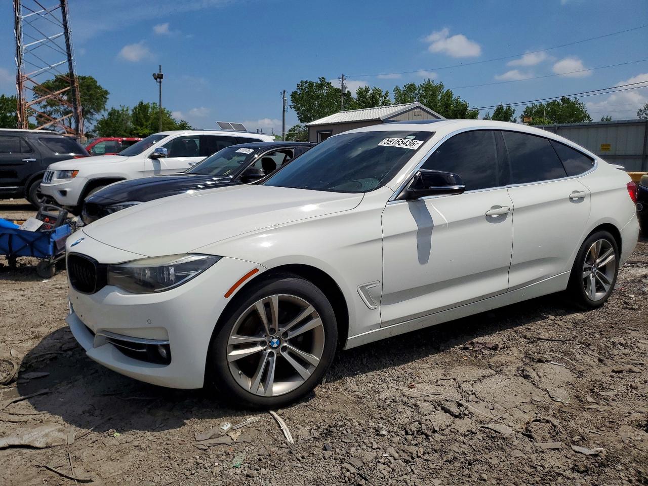 2018 BMW 330 xDrive GT