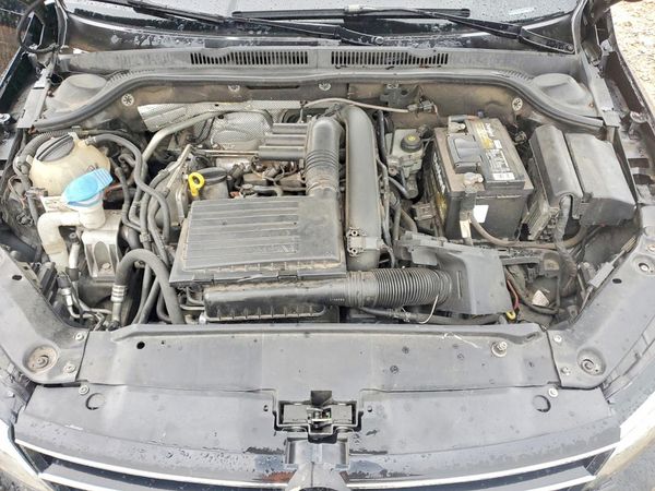 2017 VOLKSWAGEN JETTA SE