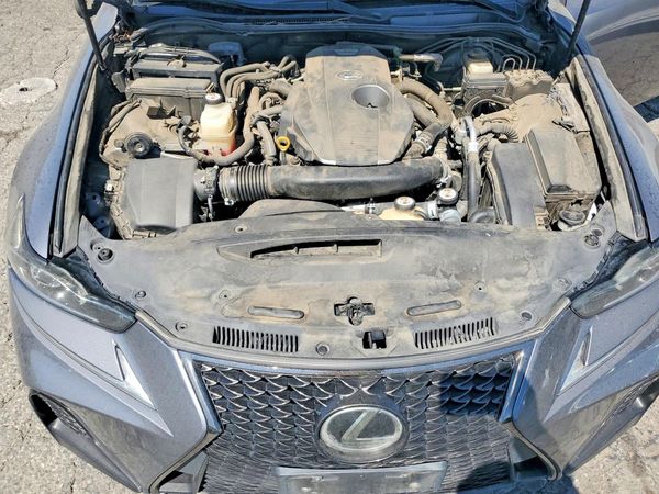 2017 LEXUS IS 200t