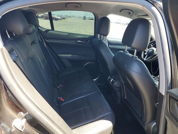 2018 ALFA ROMEO STELVIO AWD
