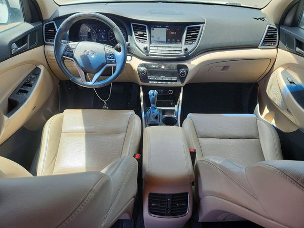 2018 HYUNDAI TUCSON