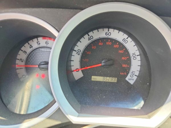 2015 TOYOTA TACOMA Delux Grade