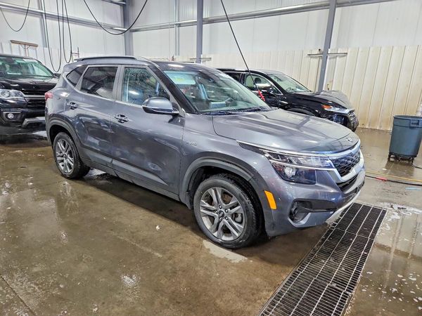 2021 KIA SELTOS S