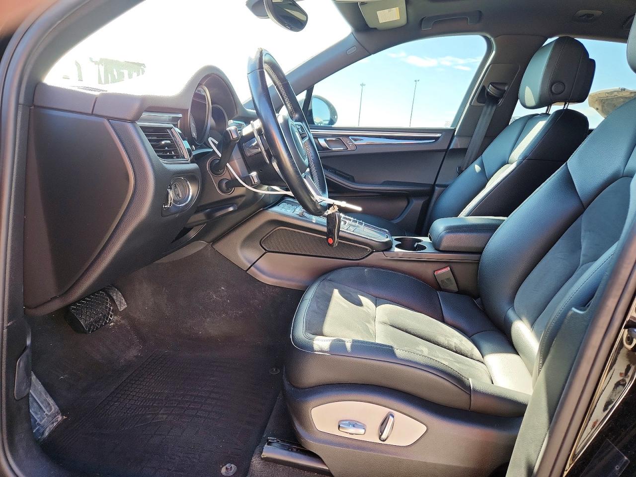 2018 PORSCHE MACAN Macan S