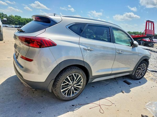 2020 HYUNDAI TUCSON