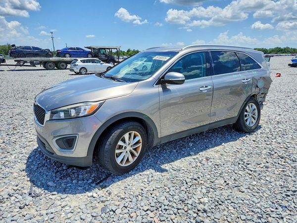 2017 KIA SORENTO L, LX