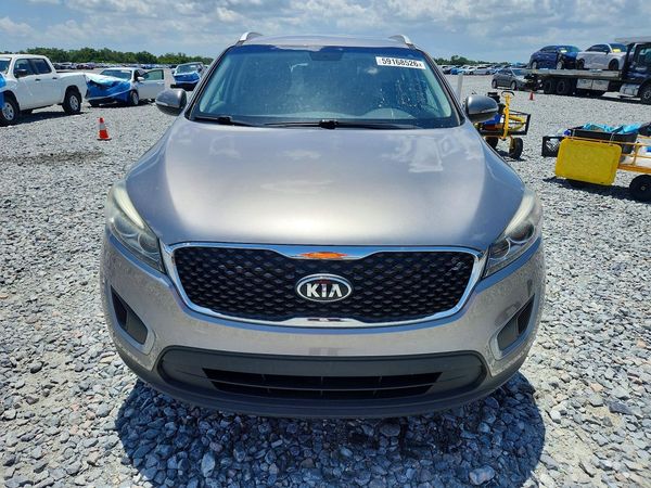 2017 KIA SORENTO L, LX