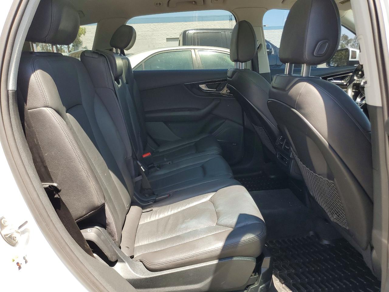 2017 AUDI Q7 quattro Premium Plus