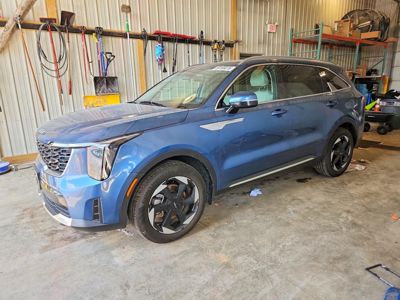 2025 KIA SORENTO