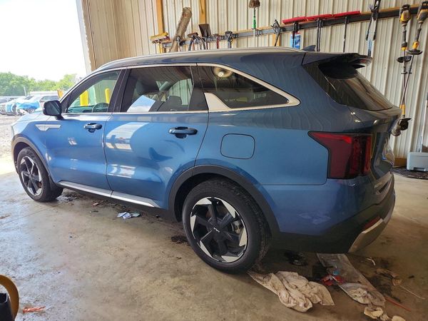 2025 KIA SORENTO