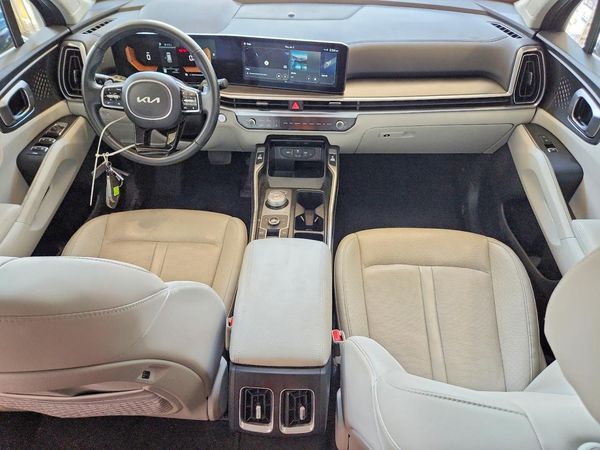 2025 KIA SORENTO