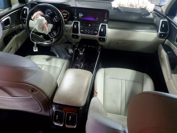 2023 KIA SORENTO