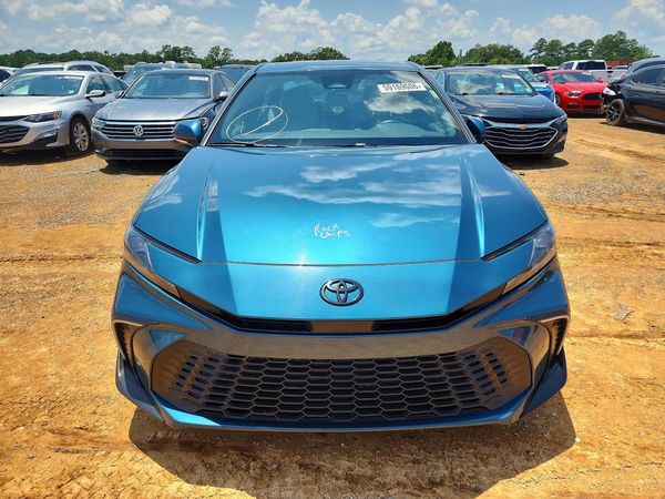 2025 TOYOTA CAMRY