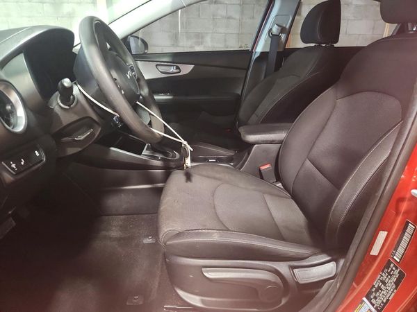 2022 KIA FORTE FE, LXS