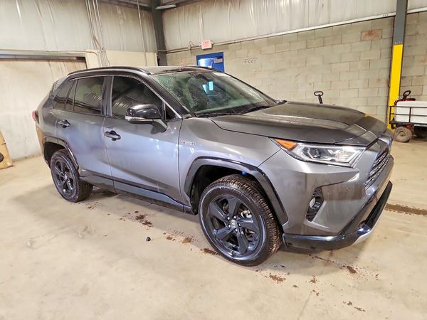 2021 TOYOTA RAV4 XSE HV