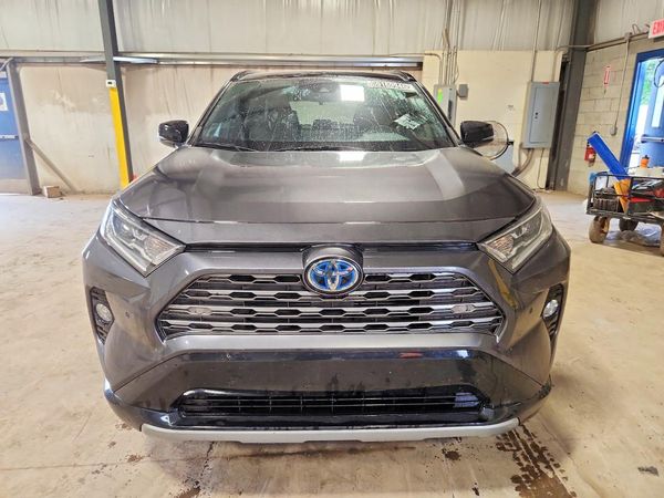 2021 TOYOTA RAV4 XSE HV