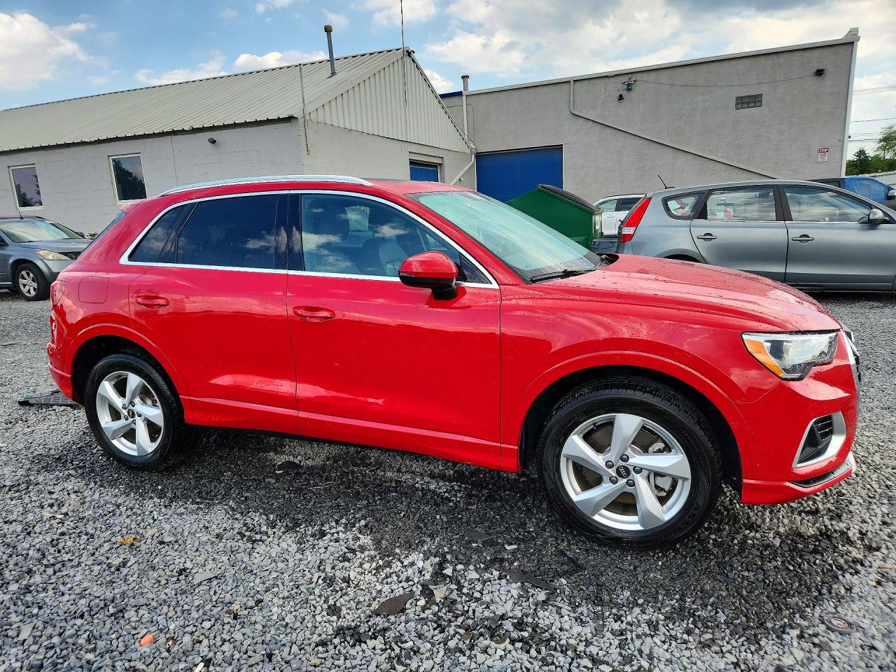 2022 AUDI Q3 quattro Premium