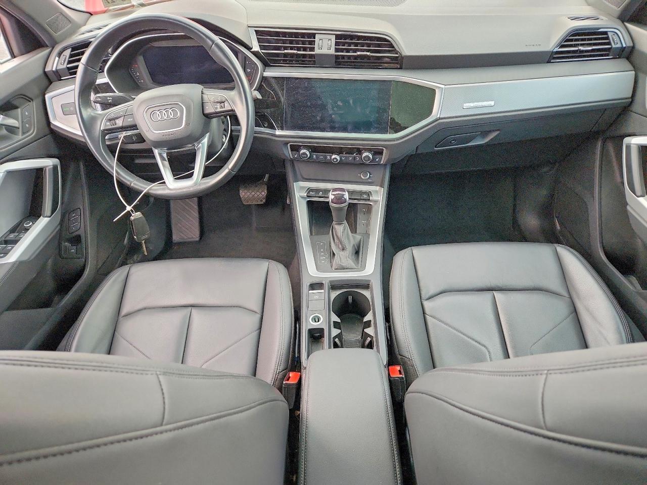 2022 AUDI Q3 quattro Premium