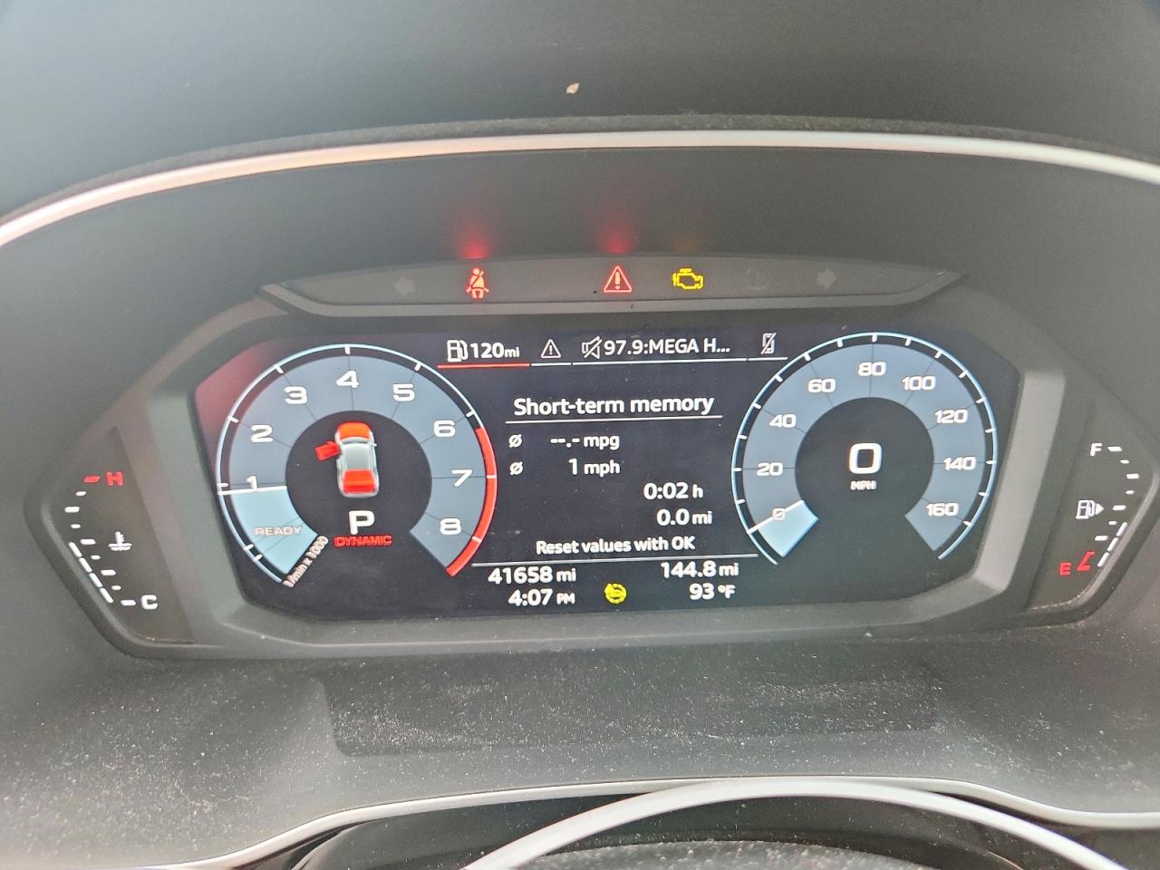 2022 AUDI Q3 quattro Premium